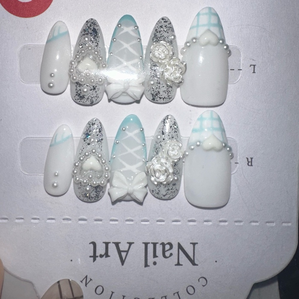 Dainty coquette blue bow gem nail set